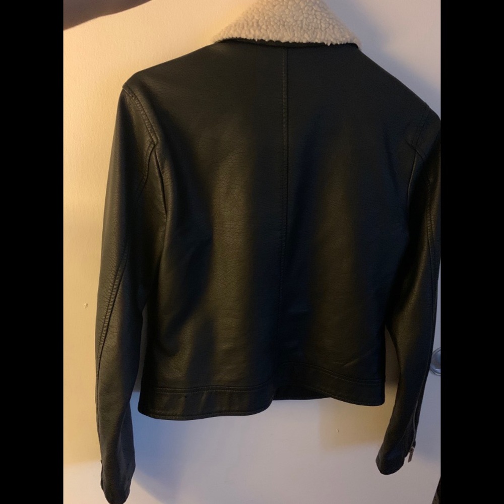 Jacket - Picture 2 of 3
